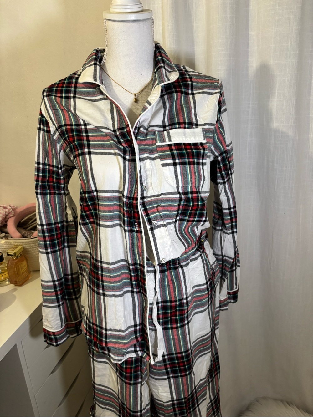 Pajamas Set - Picture 2 of 2